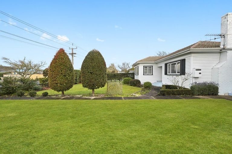 Photo of property in 53 Beerescourt Road, Beerescourt, Hamilton, 3200