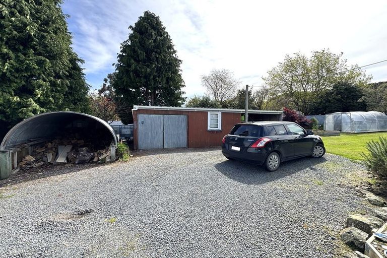 Photo of property in 2262 Papatowai Highway, Maclennan, Owaka, 9586