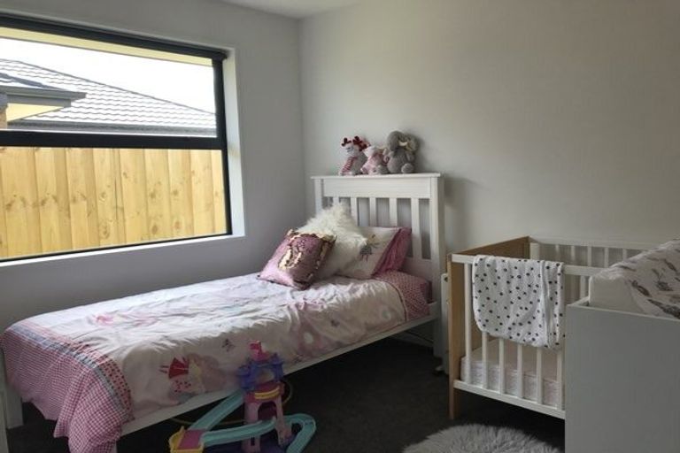 Photo of property in 43 Thornborough Drive, Rolleston, 7615