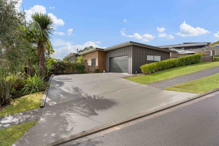 Photo of property in 113 Te Tutu Street, Whangamata, 3691