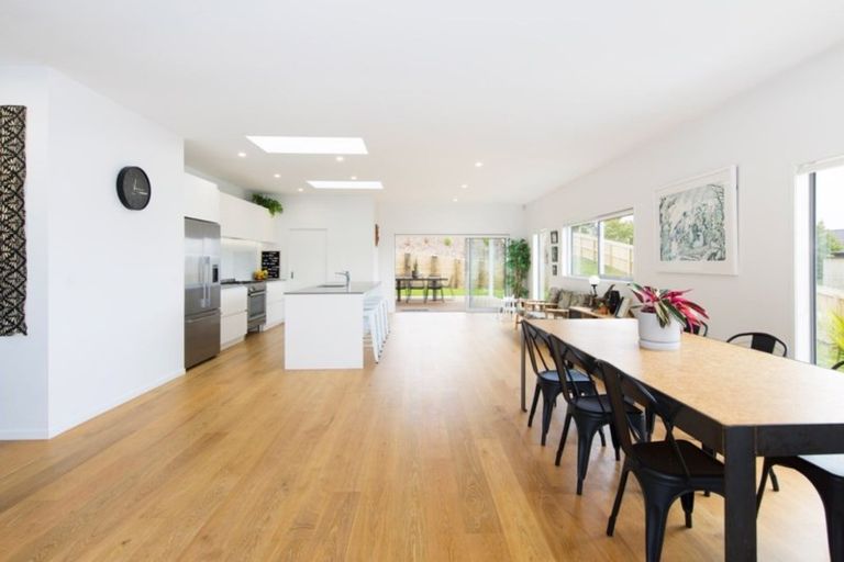 Photo of property in 76 Solan Drive, Waimauku, 0812