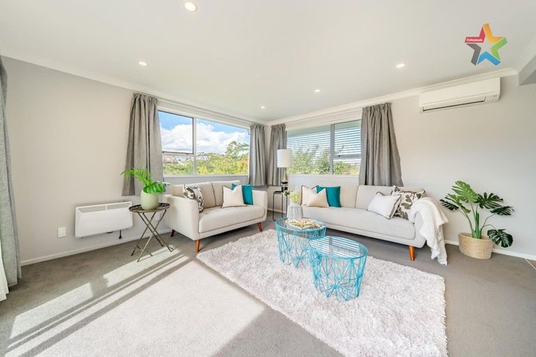 Photo of property in 26 Cedar Street, Maungaraki, Lower Hutt, 5010