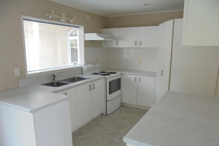 Photo of property in 5/141 Mokoia Road, Birkenhead, Auckland, 0626