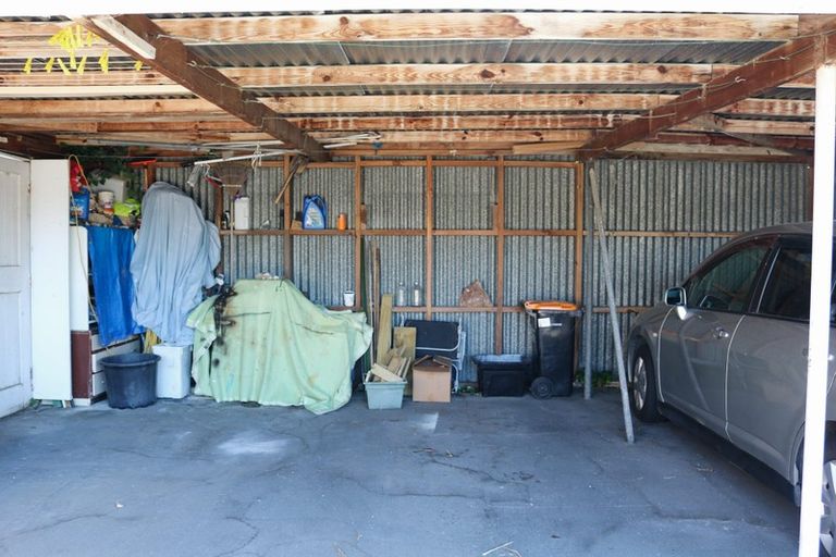 Photo of property in 6 Kiwi Court, Roslyn, Palmerston North, 4414