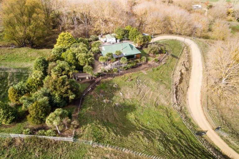 Photo of property in 122 Waipunga Road, Eskdale, Napier, 4181