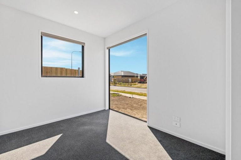 Photo of property in 3 Borthwick Street, Belfast, Christchurch, 8051