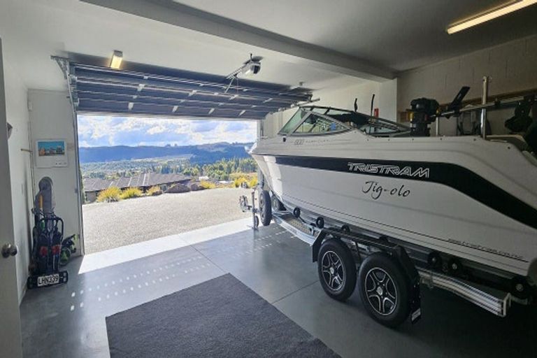 Photo of property in 12 Kittyhawk Drive, Kinloch, Taupo, 3377