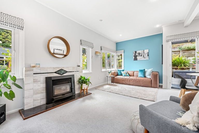 Photo of property in 67 Norton Park Avenue, Fairfield, Lower Hutt, 5011