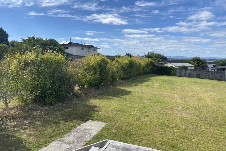 Photo of property in 115 Harbour View Road, Omokoroa, 3114