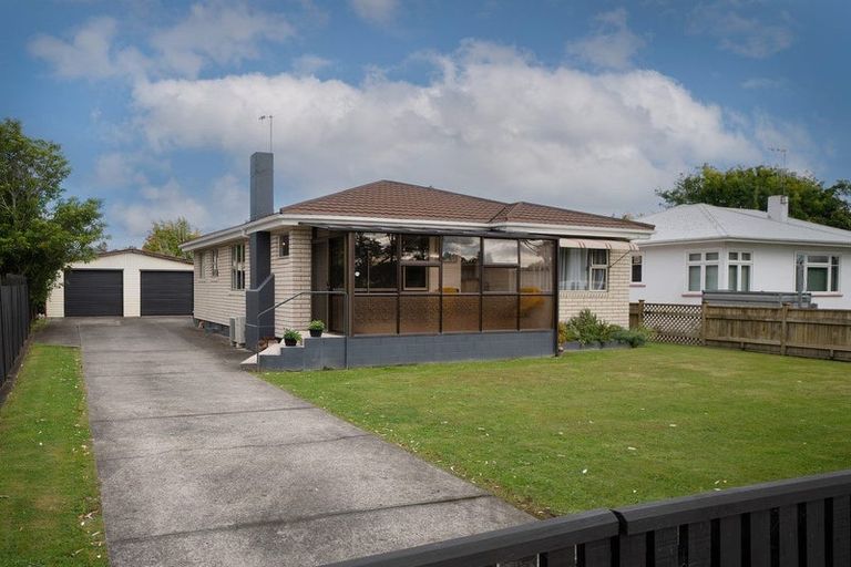 Photo of property in 130 College Street, Awapuni, Palmerston North, 4412