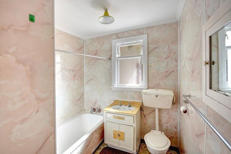 Photo of property in 134 Melbourne Street, South Dunedin, Dunedin, 9012