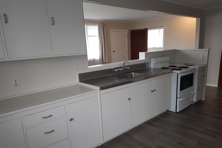 Photo of property in 219 Balmoral Drive, Tokoroa, 3420