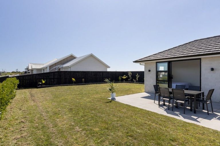 Photo of property in 51 Manawa Road, Papamoa Beach, Papamoa, 3118