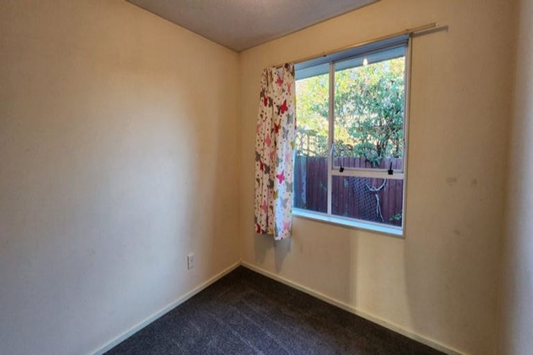 Photo of property in 2/59a Mackworth Street, Woolston, Christchurch, 8062