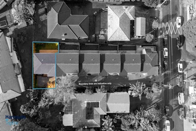 Photo of property in 26f Sheridan Drive, New Lynn, Auckland, 0600