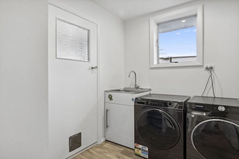 Photo of property in 203 Taieri Road, Kaikorai, Dunedin, 9010