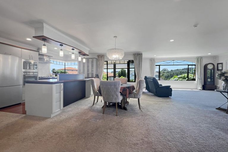 Photo of property in 57 Mt Lebanon Crescent, The Gardens, Auckland, 2105