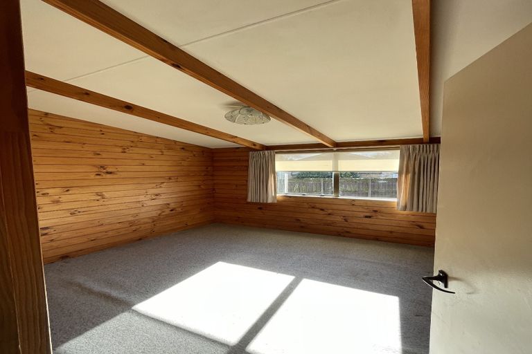 Photo of property in 2/12 Balmore Place, Wattle Downs, Auckland, 2103