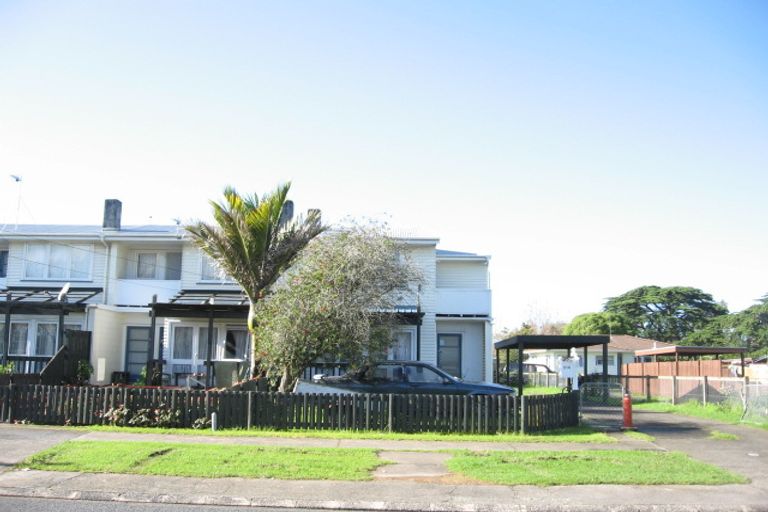 Photo of property in 33 Hills Road, Otara, Auckland, 2023