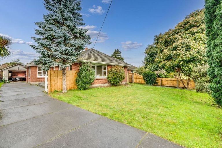 Photo of property in 25 Greenhurst Street, Sockburn, Christchurch, 8042
