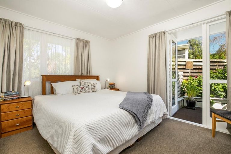 Photo of property in 3 Hamilton Drive, Waiuku, 2123