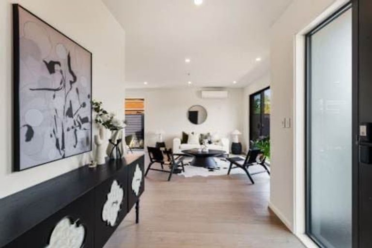 Photo of property in 23 Argo Drive, Half Moon Bay, Auckland, 2012