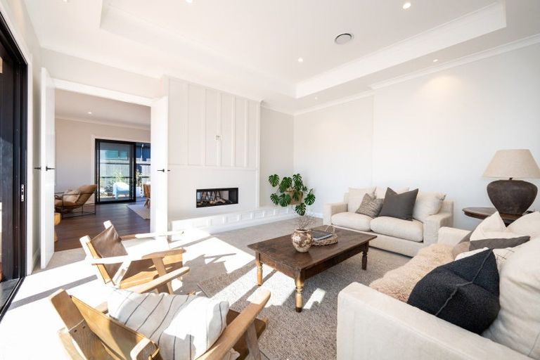 Photo of property in 8 Gage Lane, Havelock North, 4130