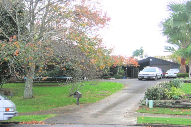 Photo of property in 15 Oleander Point, Farm Cove, Auckland, 2012