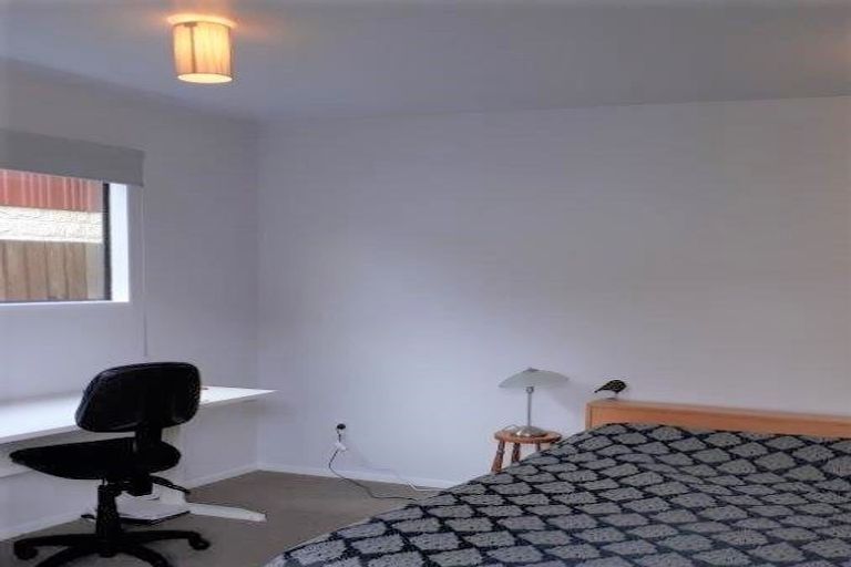 Photo of property in 10 Radbrook Street, Avonhead, Christchurch, 8042