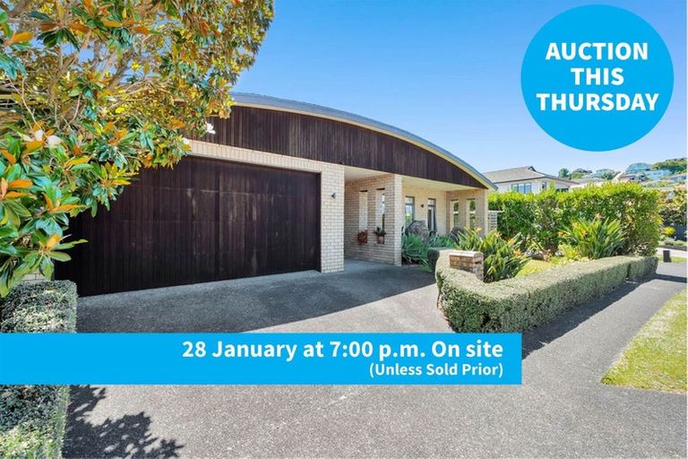 Photo of property in 21 South Kensington Way, Henderson, Auckland, 0612