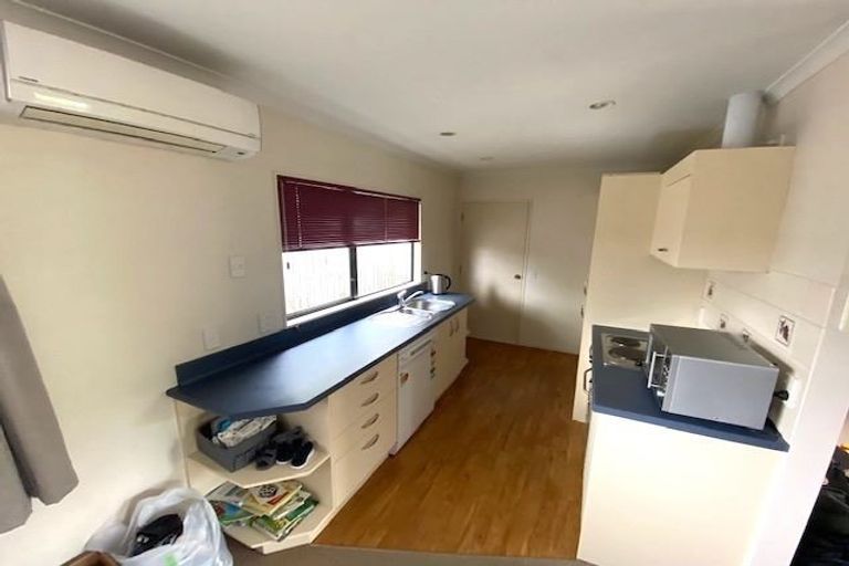 Photo of property in 48a Beauchamp Street, Tawa, Wellington, 5028