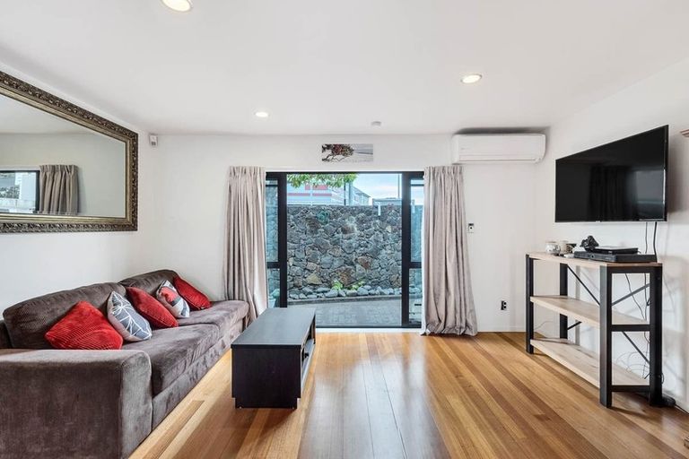 Photo of property in 2e Wilton Street, Grey Lynn, Auckland, 1021