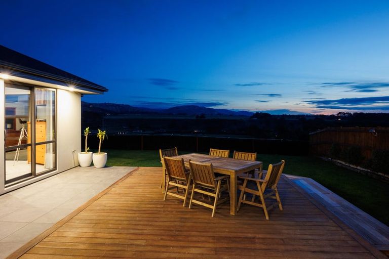 Photo of property in 156 Pacific Drive, Fitzherbert, Palmerston North, 4410