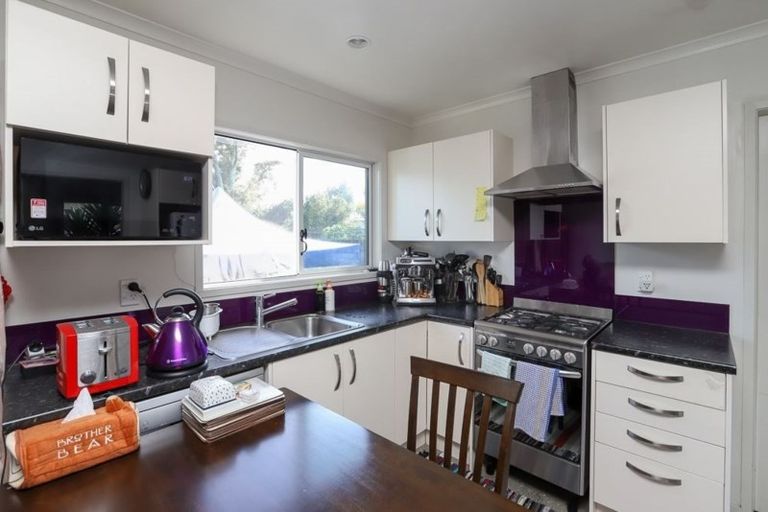 Photo of property in 36 Cecil Street, St Andrews, Hamilton, 3200