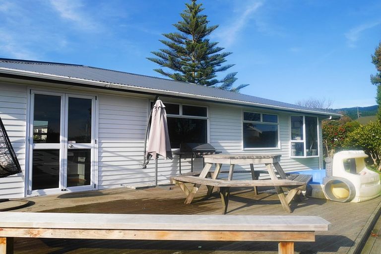 Photo of property in 66 Makarini Street, Paraparaumu, 5032