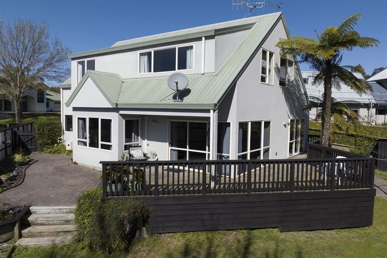 Photo of property in 37 Millthorpe Crescent, Pukete, Hamilton, 3200