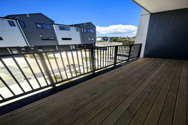 Photo of property in 16 Clementine Place, Bucklands Beach, 2014
