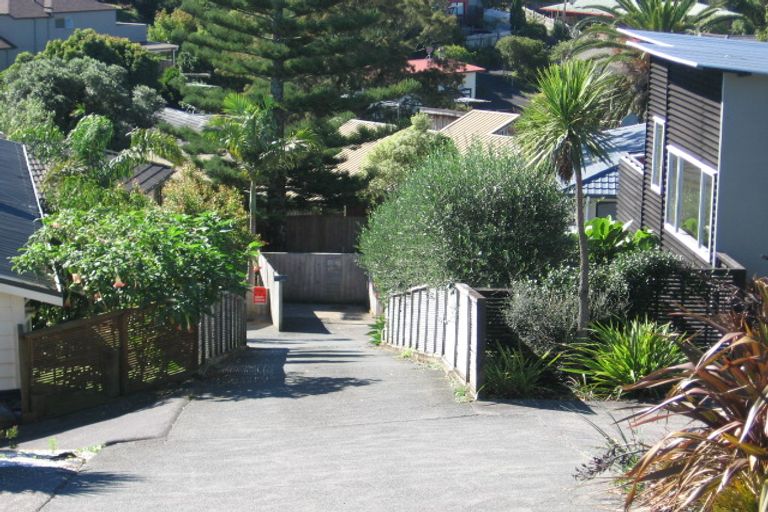 Photo of property in 657a Beach Road, Rothesay Bay, Auckland, 0630