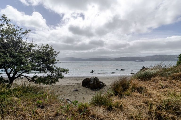 Photo of property in 161 Marine Parade, Mount Maunganui, 3116