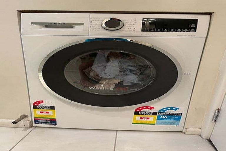 Photo of property in 37 Silverstream Road, Crofton Downs, Wellington, 6035