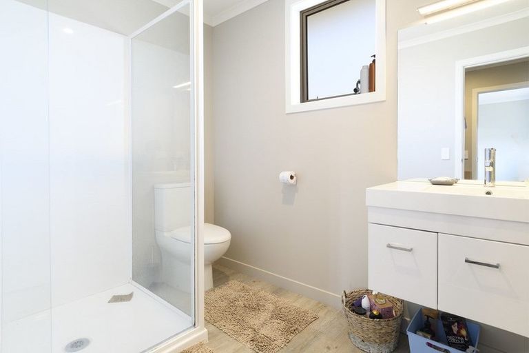 Photo of property in 42 Harding Drive, Papamoa Beach, Papamoa, 3118