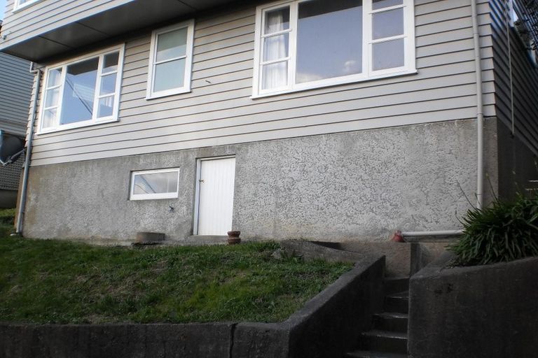 Photo of property in 8 Totara Road, Miramar, Wellington, 6022