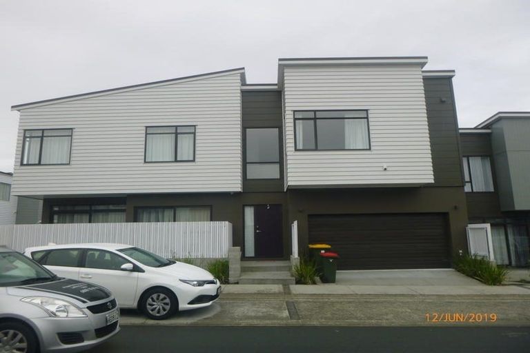 Photo of property in 11 Tuatua Road, Hobsonville, Auckland, 0616