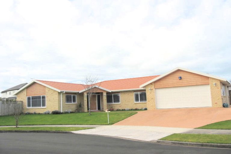 Photo of property in 18 Hampstead Way, Rototuna North, Hamilton, 3210