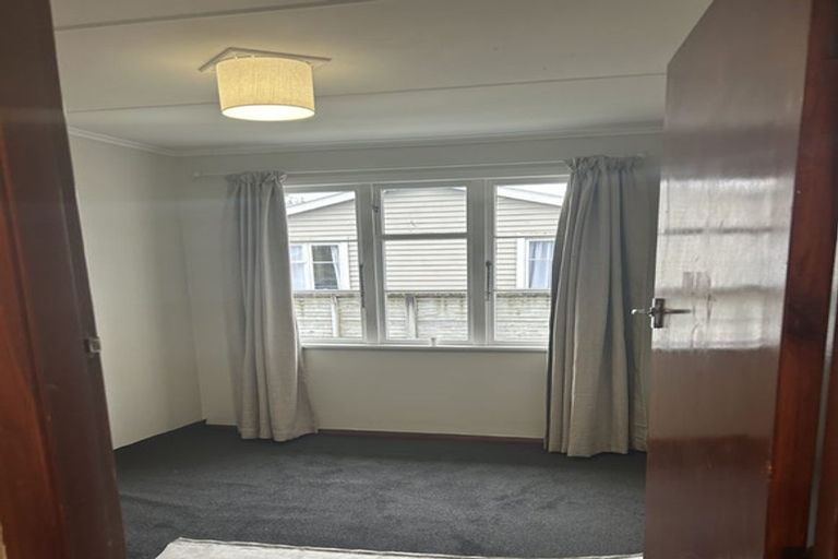 Photo of property in 14 Salisbury Avenue, Terrace End, Palmerston North, 4410