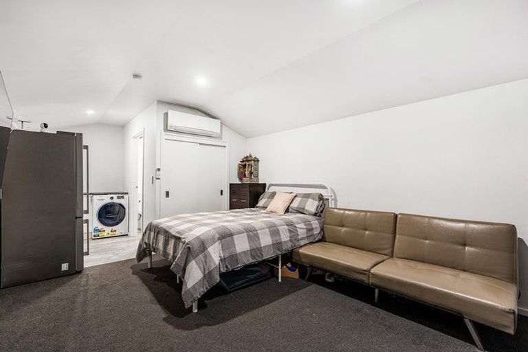 Photo of property in 19 Hutcheson Street, Sydenham, Christchurch, 8023