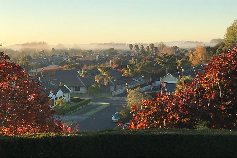 Photo of property in 76 Rototuna Road, Rototuna, Hamilton, 3210