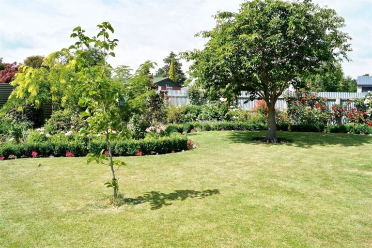 Photo of property in 21 Montrose Avenue, Culverden, 7392