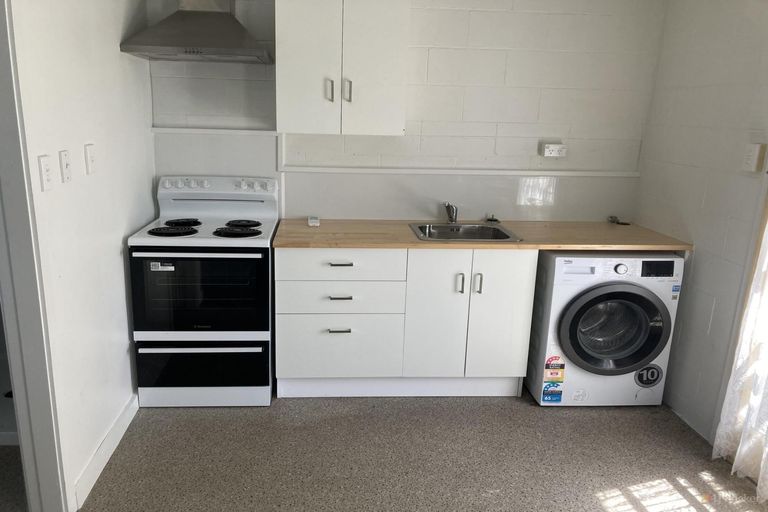 Photo of property in 100 Shearman Street, Waimate, 7924