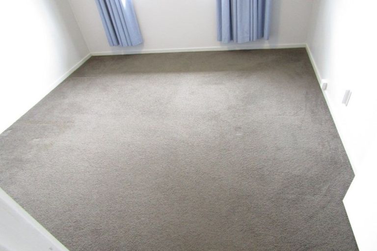 Photo of property in 121 Mahia Road, Wattle Downs, Auckland, 2103